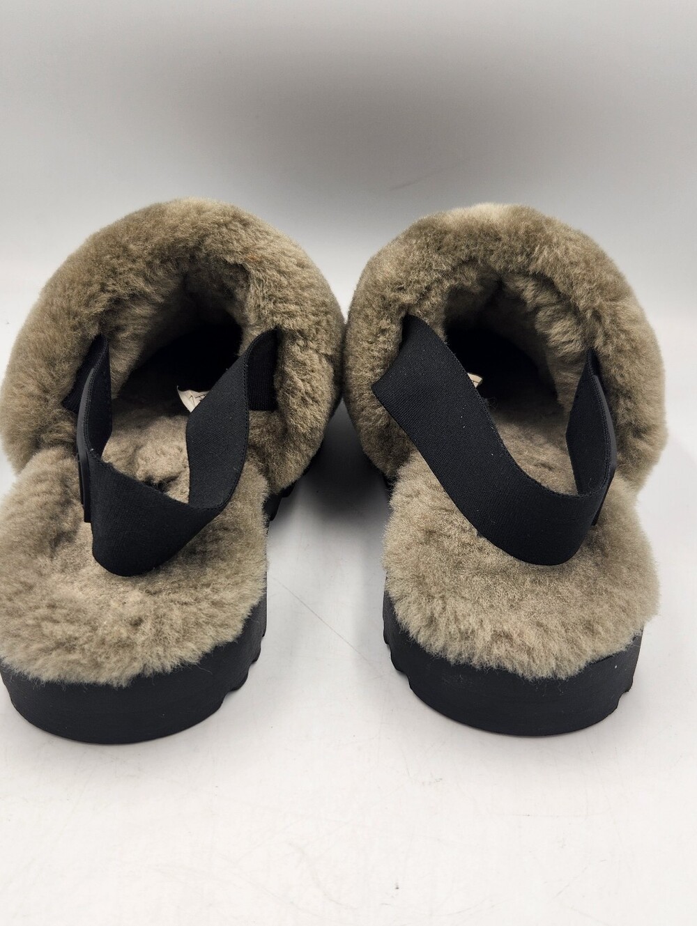 UGG Super Fluff Slippers Womens 9 Burnt Olive Closed Toe Sheepskin Platform - Picture 3 of 16